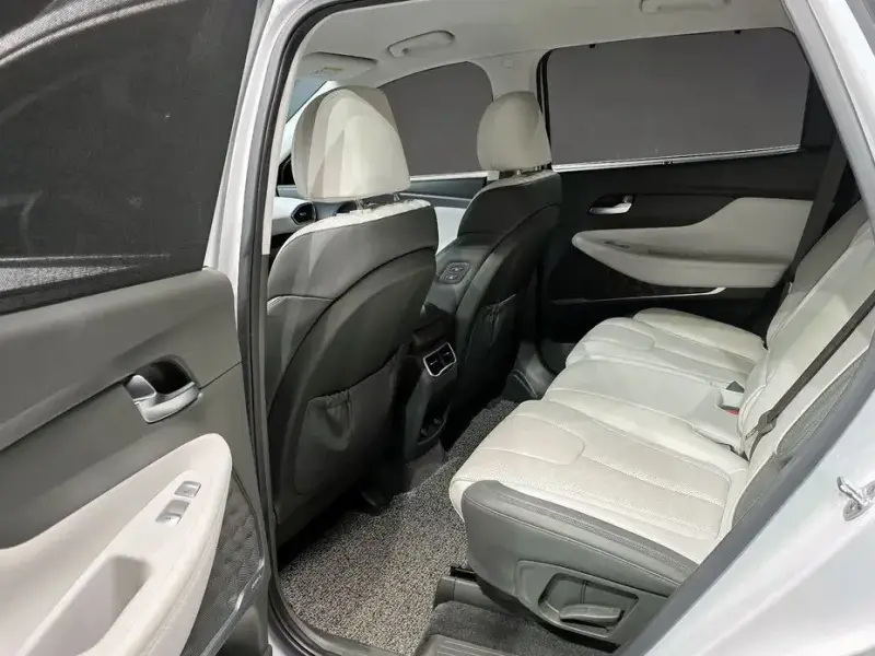 2021 Hyundai Santa Fe с пробегом 100 425 км