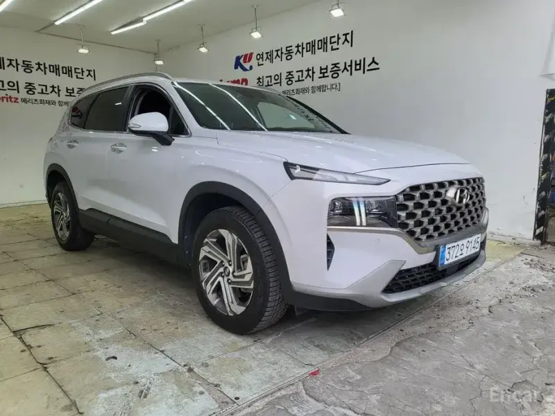 2022 Hyundai Santa Fe с пробегом 11 000 км