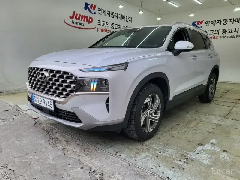 2022 Hyundai Santa Fe с пробегом 11 000 км