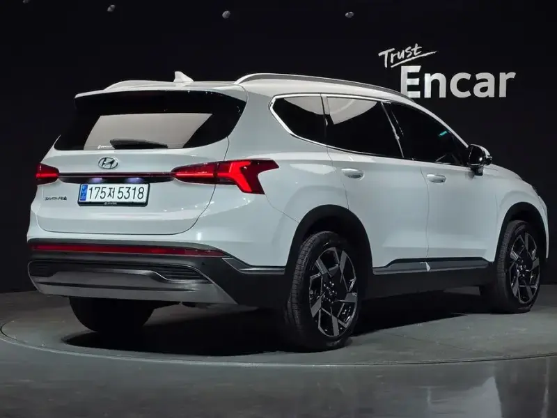 2021 Hyundai Santa Fe с пробегом 127 032 км