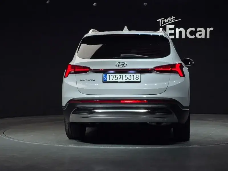 2021 Hyundai Santa Fe с пробегом 127 032 км