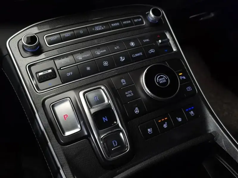 2021 Hyundai Santa Fe с пробегом 127 032 км
