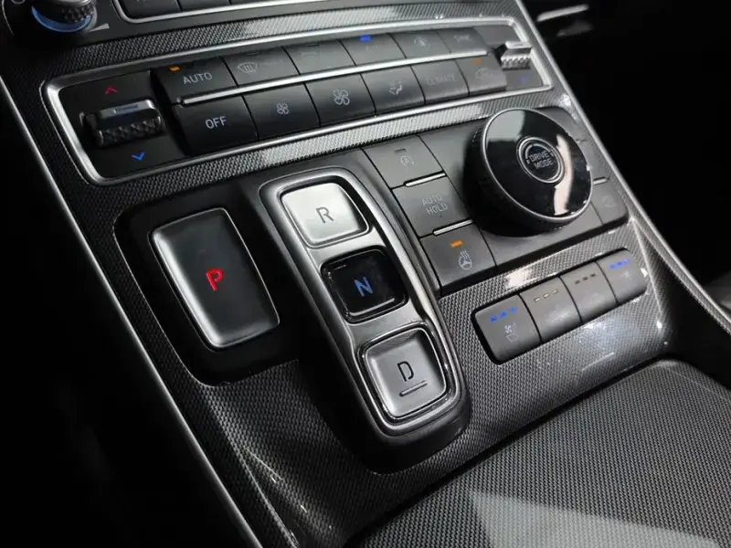 2021 Hyundai Santa Fe с пробегом 128 370 км