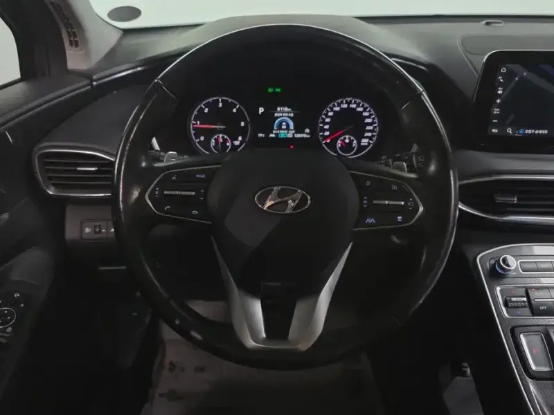 2021 Hyundai Santa Fe с пробегом 128 370 км