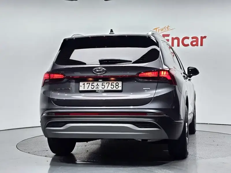 2020 Hyundai Santa Fe с пробегом 123 925 км