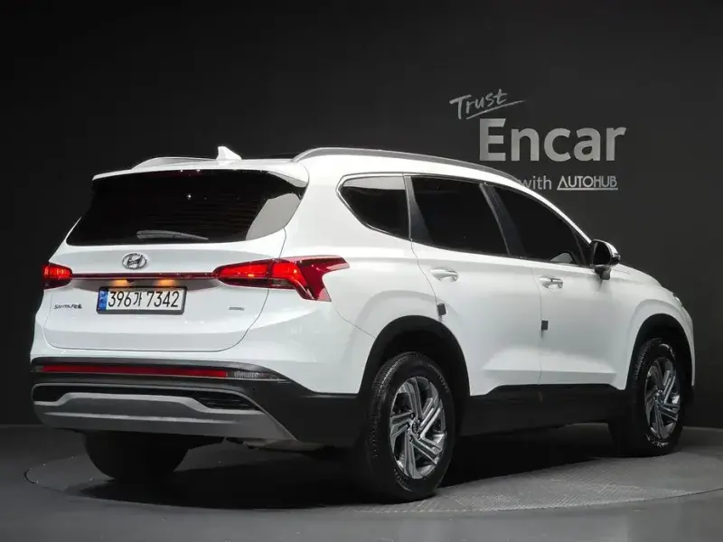 2023 Hyundai Santa Fe с пробегом 51 891 км