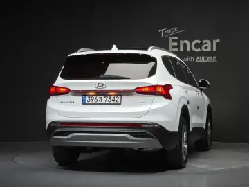 2023 Hyundai Santa Fe с пробегом 51 891 км