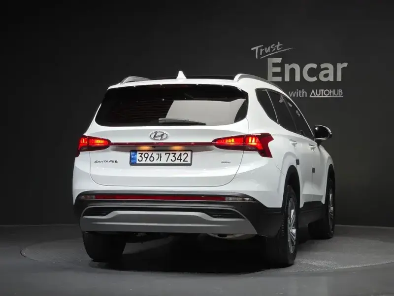 2023 Hyundai Santa Fe с пробегом 51 891 км