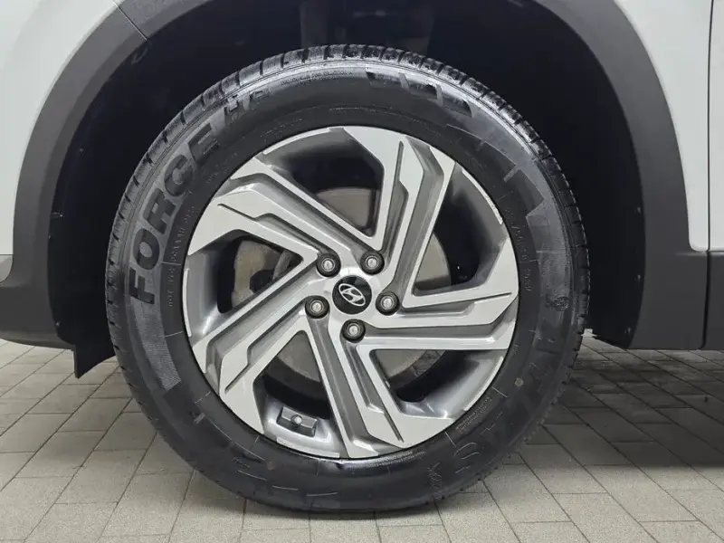 2023 Hyundai Santa Fe с пробегом 51 891 км