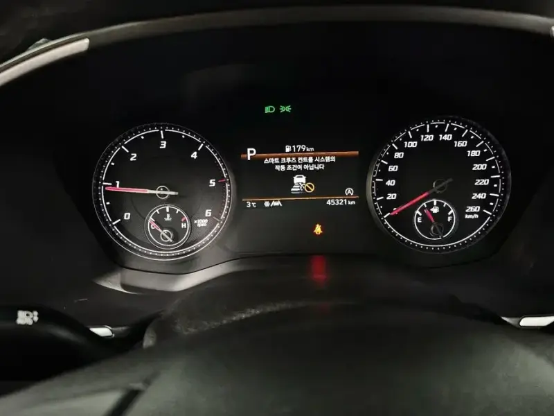 2023 Hyundai Santa Fe с пробегом 45 321 км