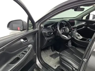 2023 Hyundai Santa Fe с пробегом 45 321 км