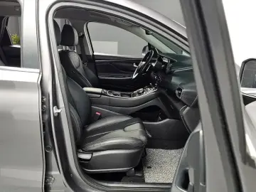 2023 Hyundai Santa Fe с пробегом 45 321 км