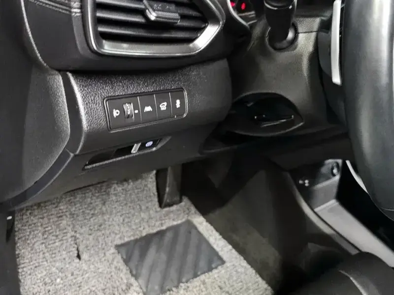2023 Hyundai Santa Fe с пробегом 45 321 км