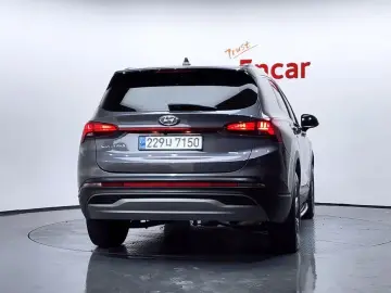 2023 Hyundai Santa Fe с пробегом 44 647 км