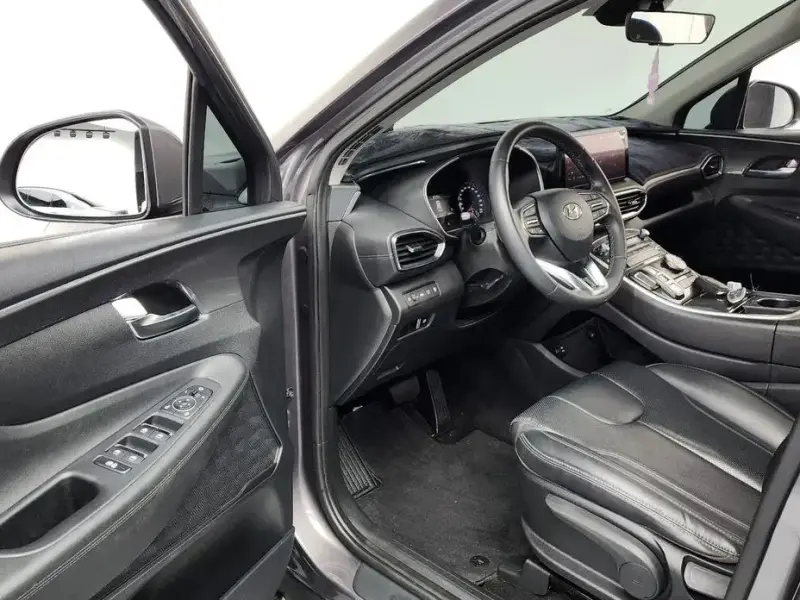 2023 Hyundai Santa Fe с пробегом 44 647 км