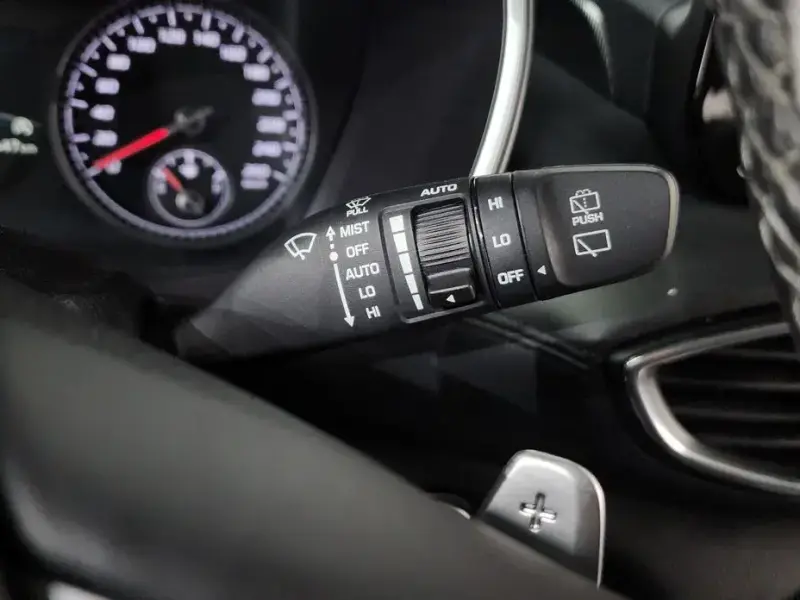 2023 Hyundai Santa Fe с пробегом 44 647 км