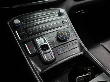2020 Hyundai Santa Fe с пробегом 33 532 км