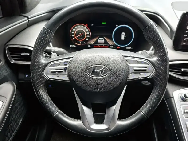 2020 Hyundai Santa Fe с пробегом 120 357 км