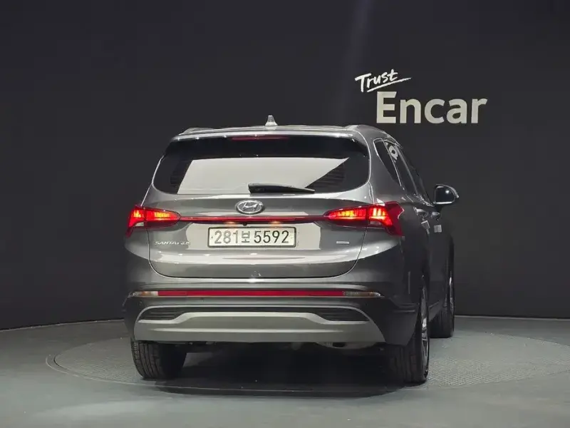 2022 Hyundai Santa Fe с пробегом 127 370 км