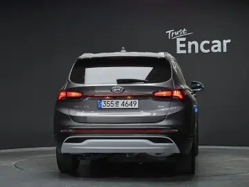 2022 Hyundai Santa Fe с пробегом 66 821 км