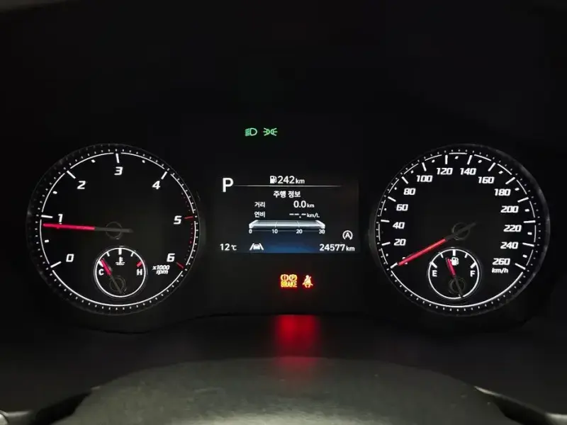 2021 Hyundai Santa Fe с пробегом 24 577 км