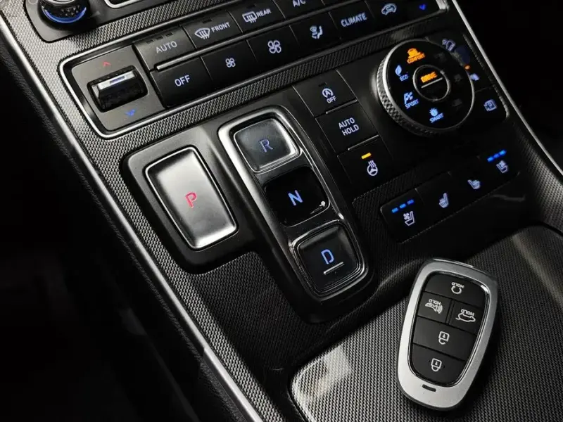 2021 Hyundai Santa Fe с пробегом 24 577 км