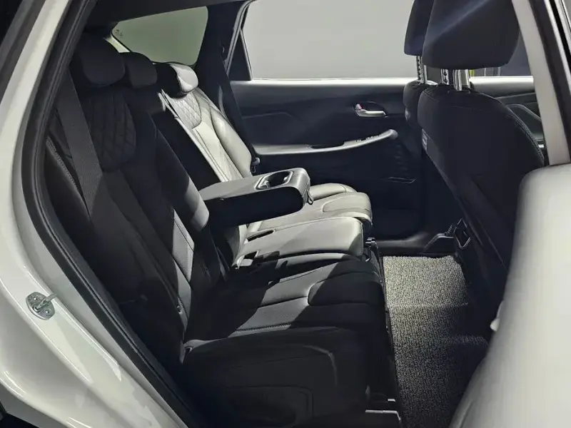 2021 Hyundai Santa Fe с пробегом 24 577 км