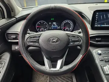 2021 Hyundai Santa Fe с пробегом 24 577 км