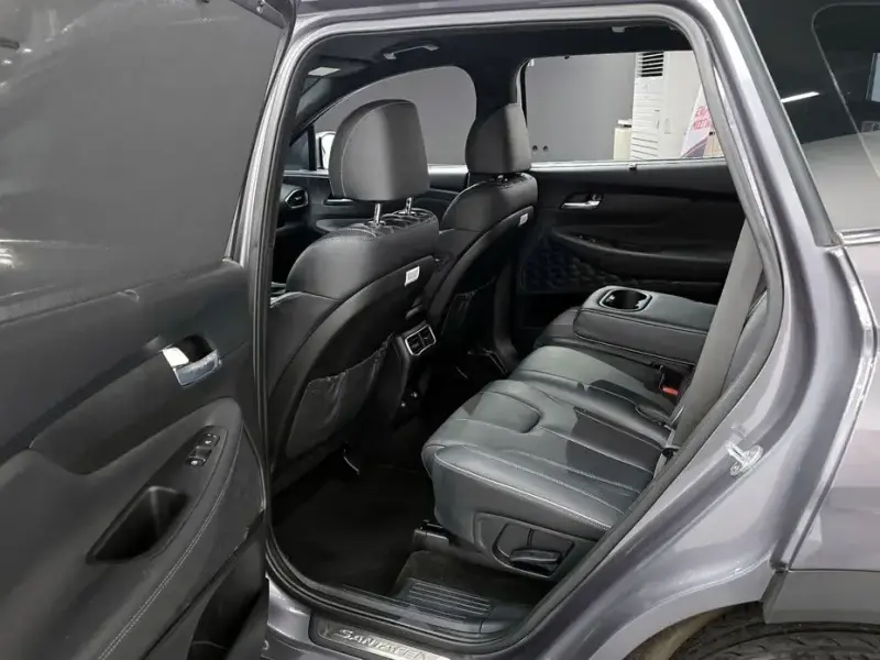 2020 Hyundai Santa Fe с пробегом 50 137 км