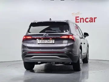 2022 Hyundai Santa Fe с пробегом 75 816 км