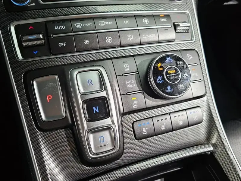 2022 Hyundai Santa Fe с пробегом 75 816 км
