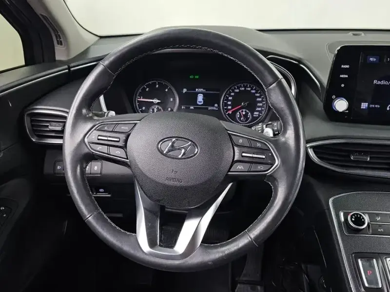 2020 Hyundai Santa Fe с пробегом 21 717 км