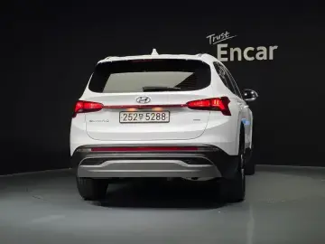 2022 Hyundai Santa Fe с пробегом 96 769 км