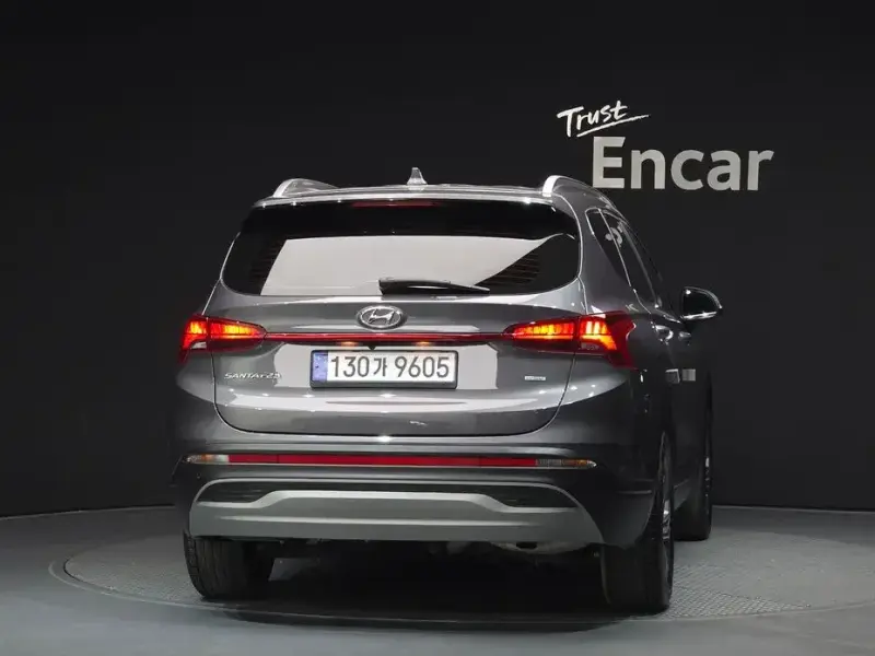 2021 Hyundai Santa Fe с пробегом 52 420 км