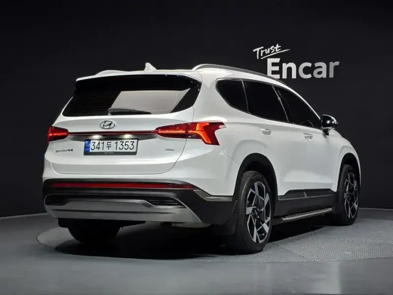 2023 Hyundai Santa Fe с пробегом 97 822 км