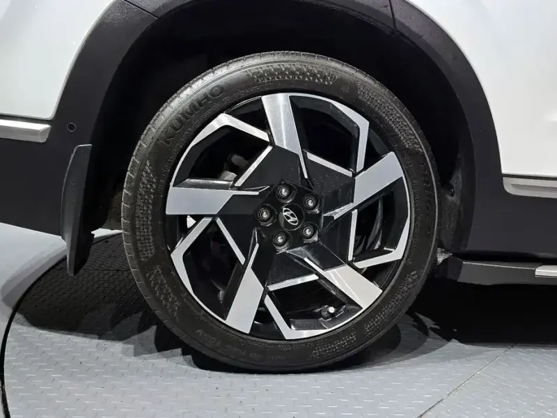 2023 Hyundai Santa Fe с пробегом 97 822 км