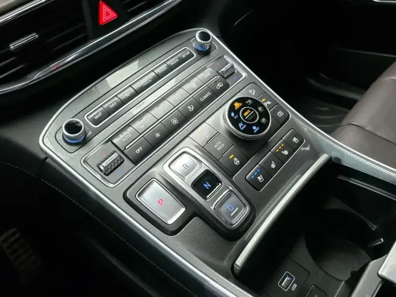 2023 Hyundai Santa Fe с пробегом 97 822 км