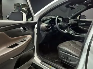 2023 Hyundai Santa Fe с пробегом 97 822 км