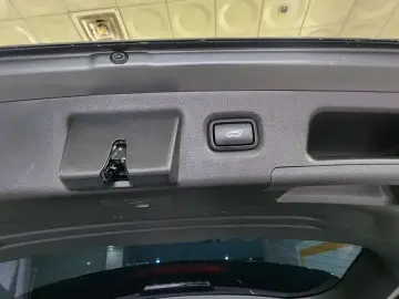 2020 Hyundai Santa Fe с пробегом 560 005 км
