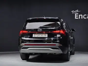 2023 Hyundai Santa Fe с пробегом 77 460 км