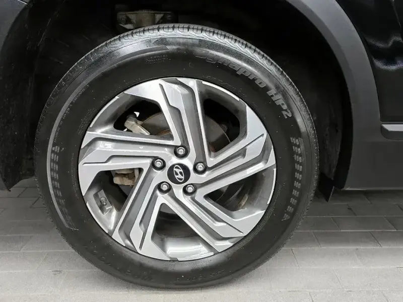 2023 Hyundai Santa Fe с пробегом 77 460 км