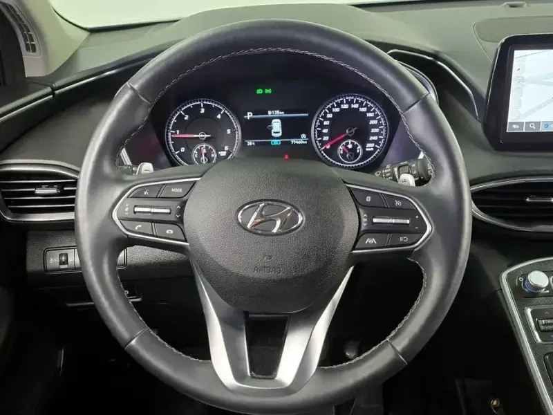 2023 Hyundai Santa Fe с пробегом 77 460 км