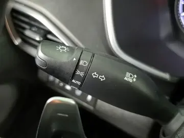 2023 Hyundai Santa Fe с пробегом 77 460 км