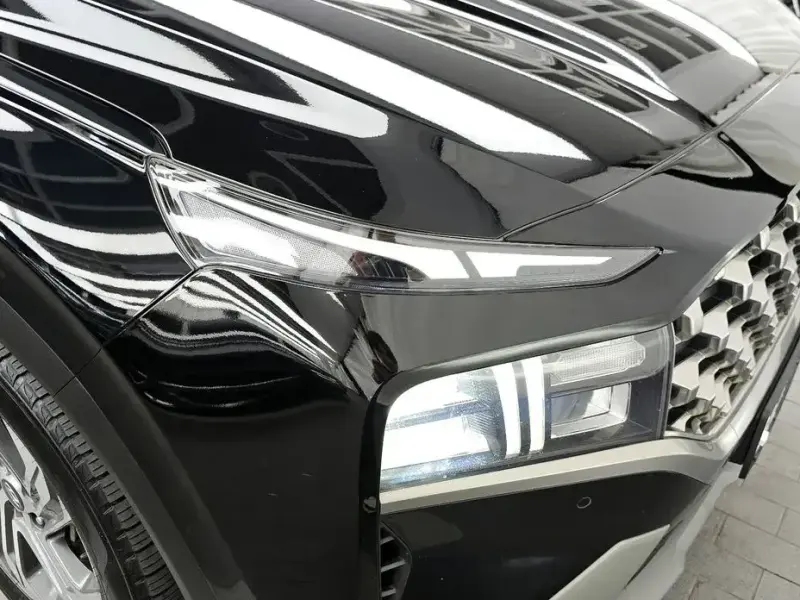 2023 Hyundai Santa Fe с пробегом 77 460 км