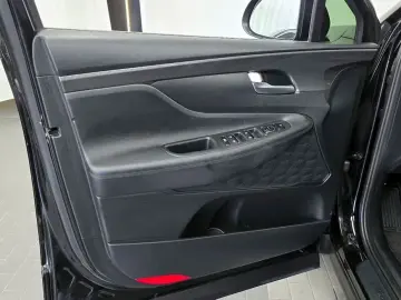 2023 Hyundai Santa Fe с пробегом 77 460 км