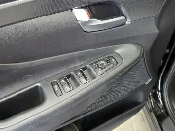2023 Hyundai Santa Fe с пробегом 77 460 км