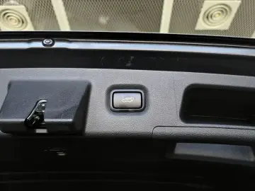2023 Hyundai Santa Fe с пробегом 77 460 км