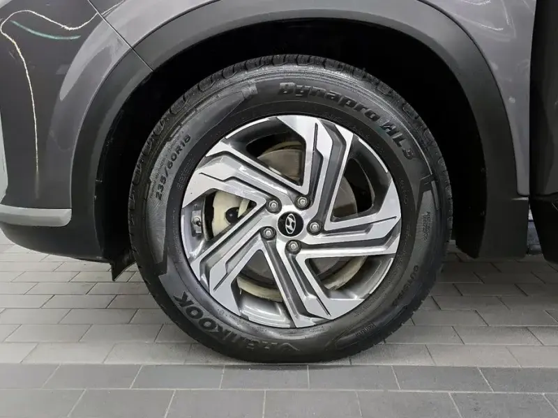 2023 Hyundai Santa Fe с пробегом 31 829 км