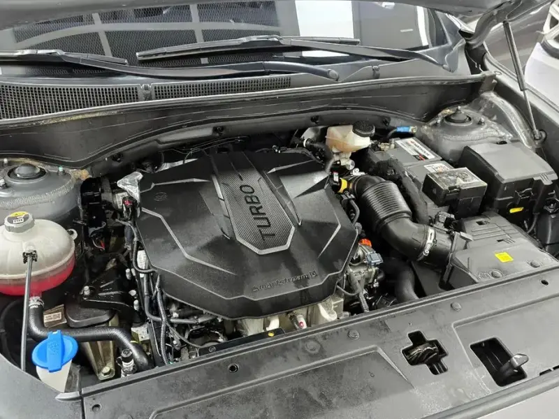 2023 Hyundai Santa Fe с пробегом 31 829 км