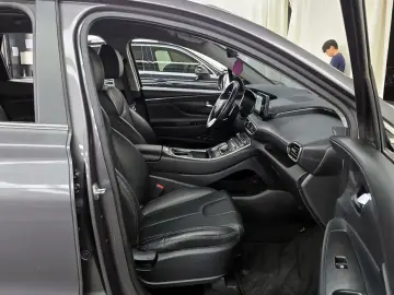 2023 Hyundai Santa Fe с пробегом 31 829 км